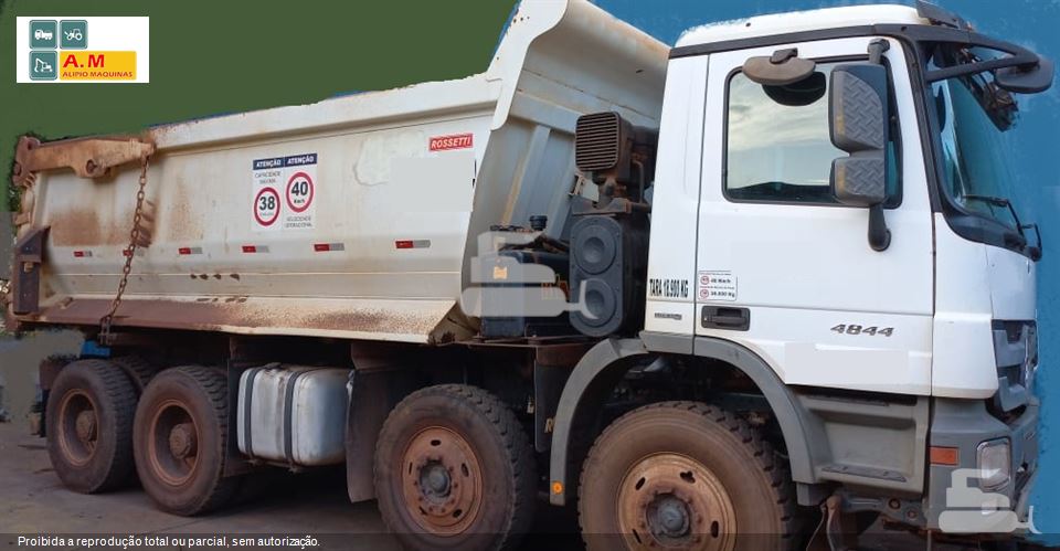 Caminhão Mercedes-Benz Actros 4844 8X4