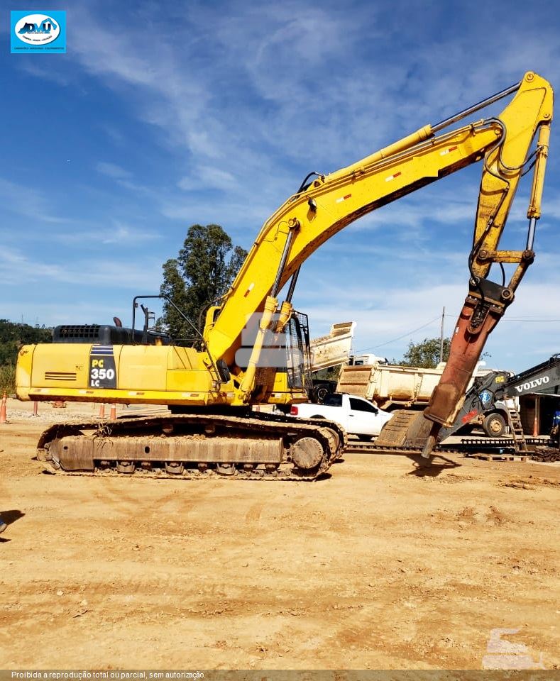 Escavadeira Komatsu PC350