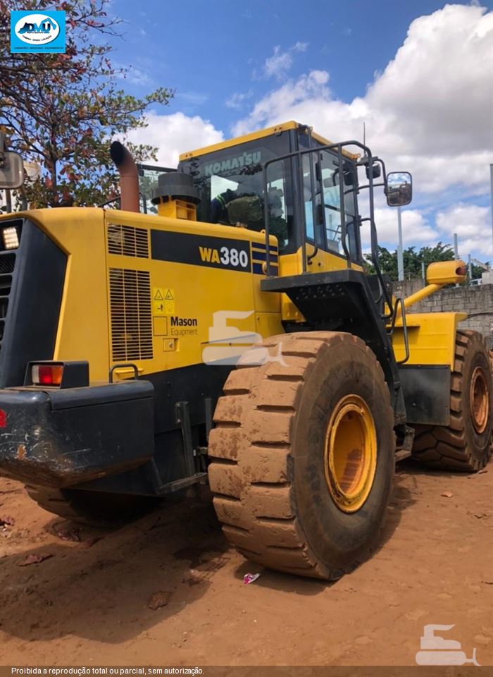 Pá Carregadeira Komatsu WA380