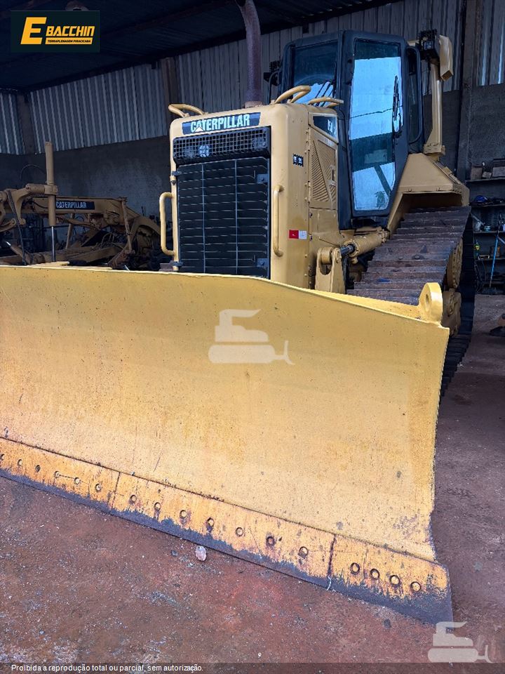 Trator de Esteira Caterpillar D6N XL