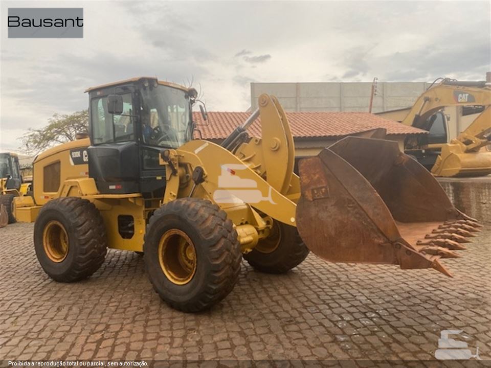 Pá Carregadeira Caterpillar 930K