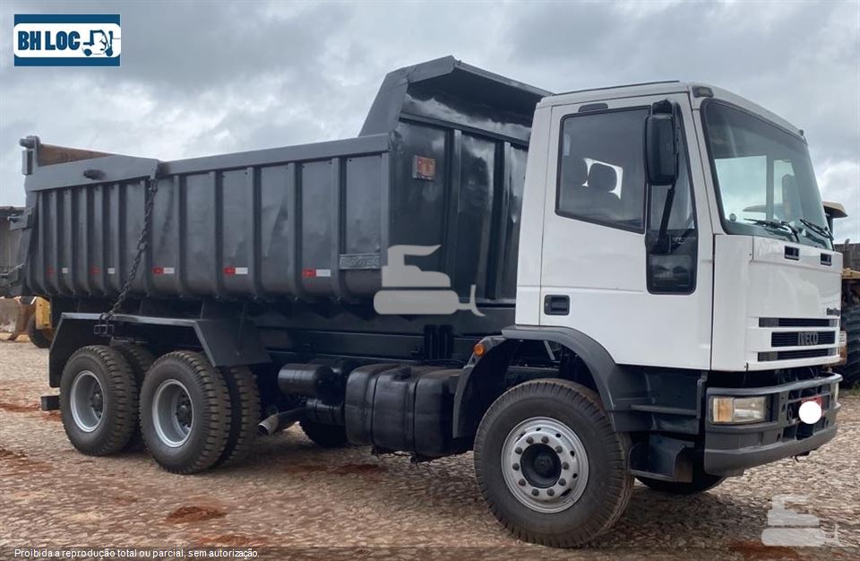 Caminhao Iveco usado à venda