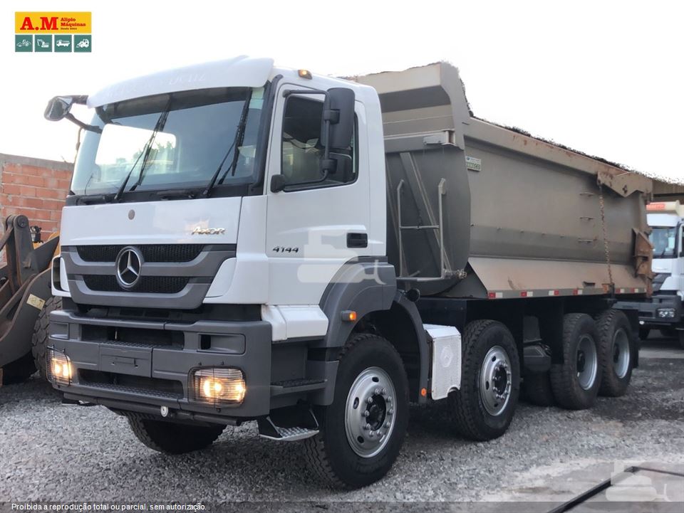 Caminhão Mercedes-Benz Axor 4144 K 6x4 2p (diesel)