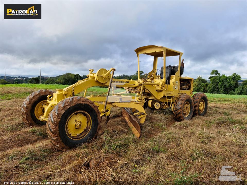 Motoniveladora Caterpillar 120B