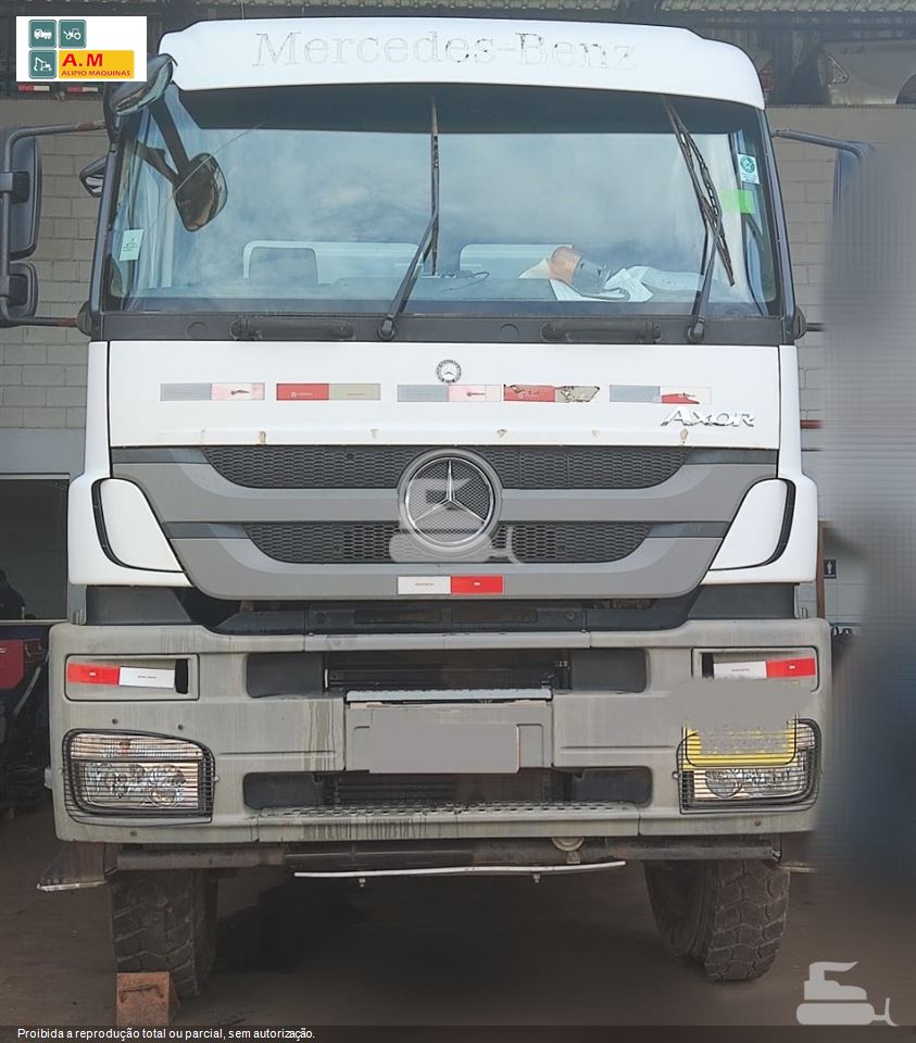 Caminhão Mercedes-Benz Axor 4144 K 6x4 2p (diesel)