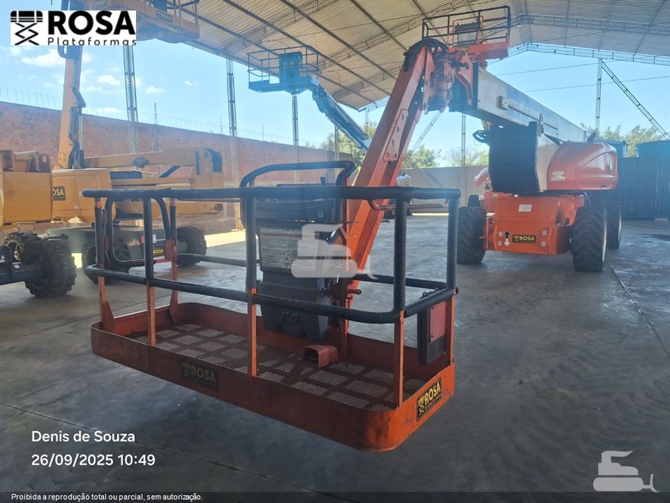 Plataforma Aérea (Elevatória) JLG 1250 AJP