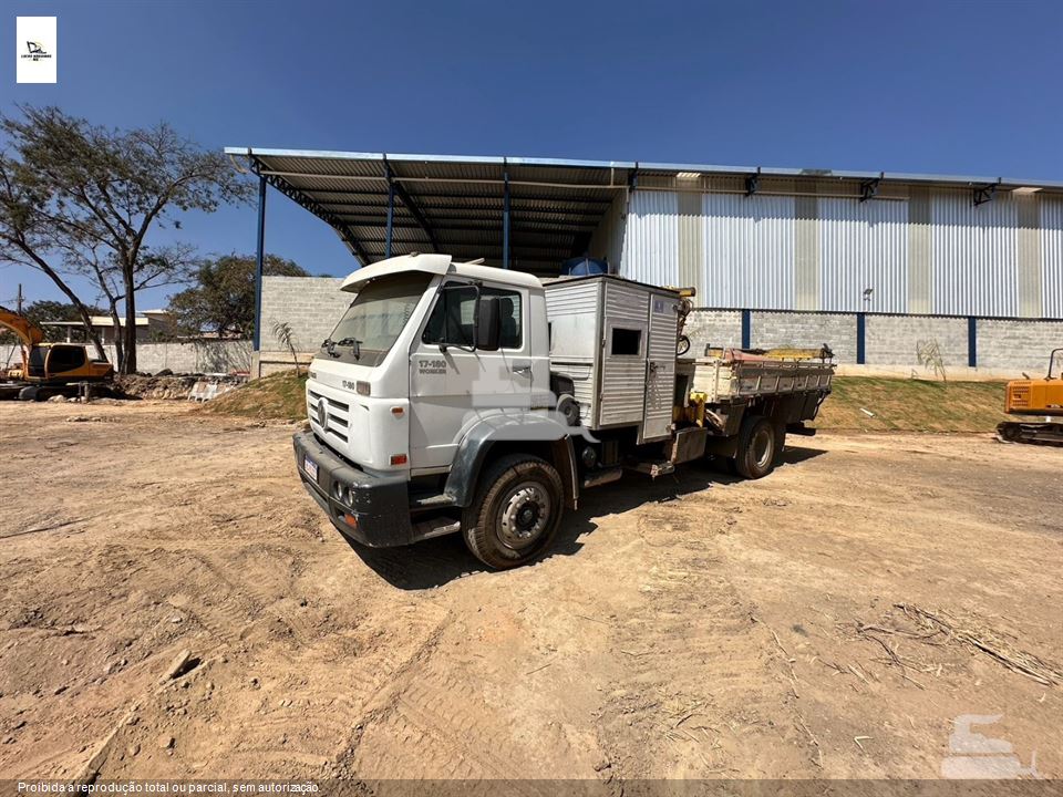 Caminhão Volkswagen 17-180 WORKER 3-Eixos 2p (diesel)