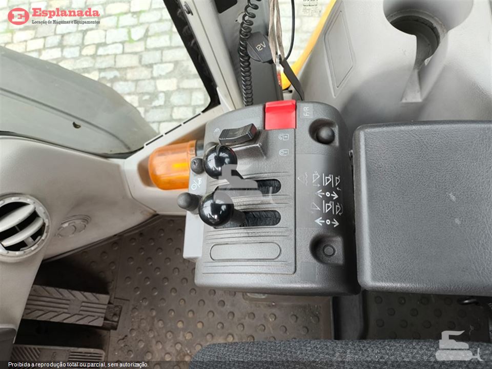 Pá Carregadeira Volvo L60F