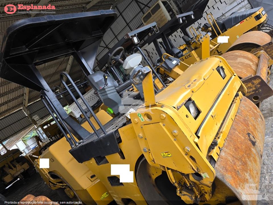 Rolo Compactador Caterpillar CB-434D