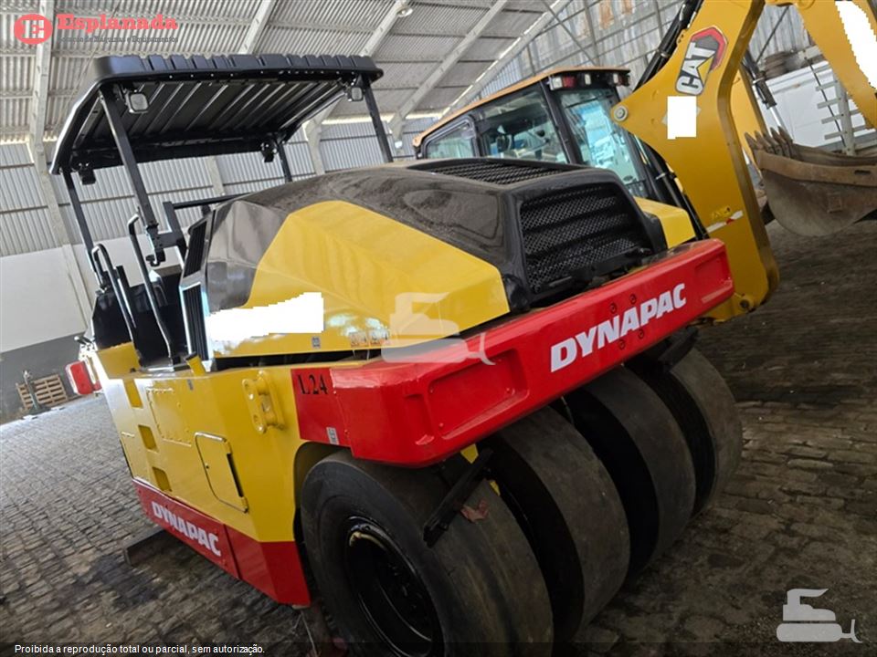 Rolo Compactador Dynapac CP224