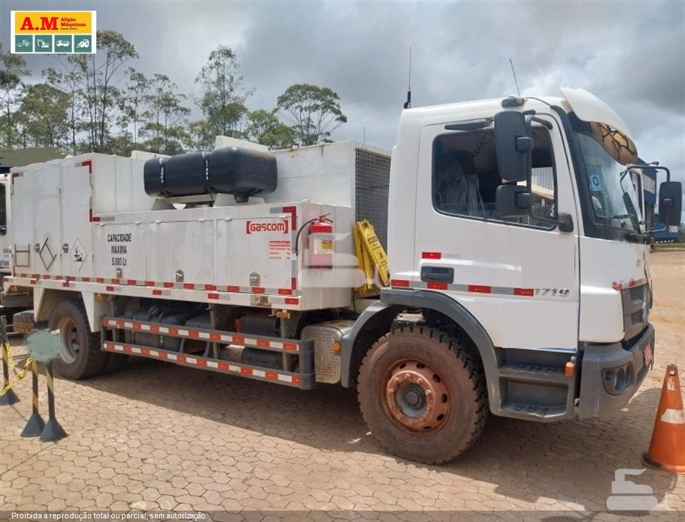 Caminhão Mercedes-Benz Atego 1719 2p (Diesel) (E5)