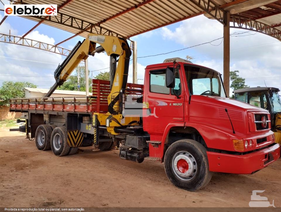 Caminhão Mercedes-Benz L-1620 2p (diesel)