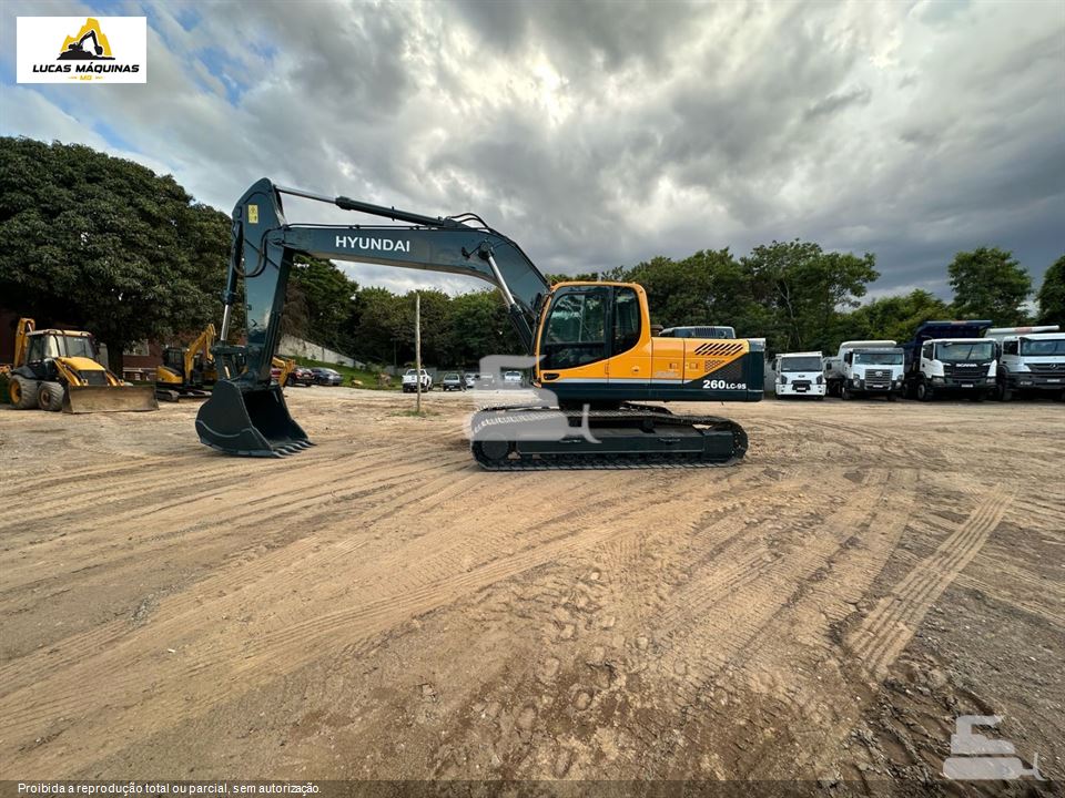 Escavadeira Hyundai R260LC-9S