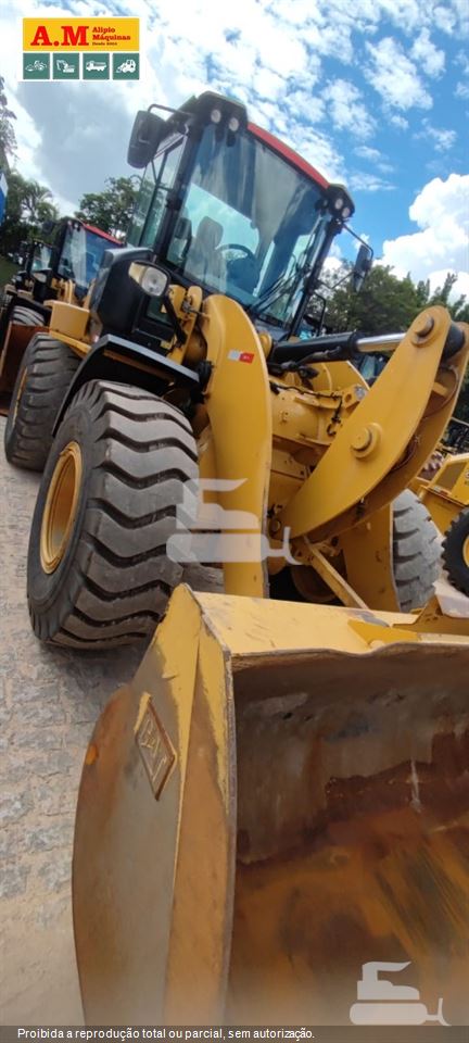 Pá Carregadeira Caterpillar 938K