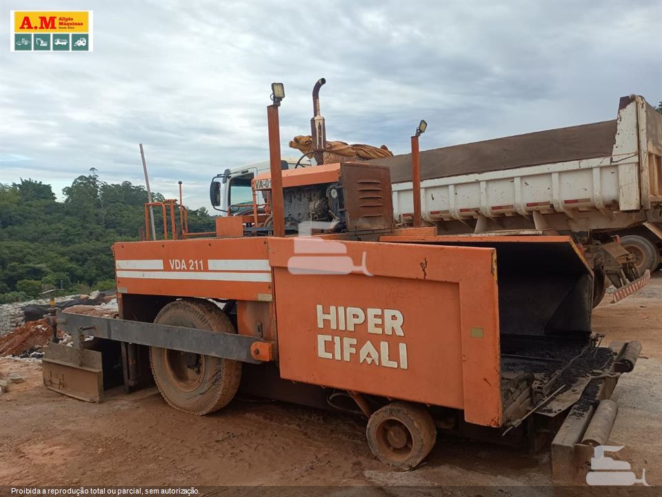 VibroAcabadora Hiper Cifali VDA 211