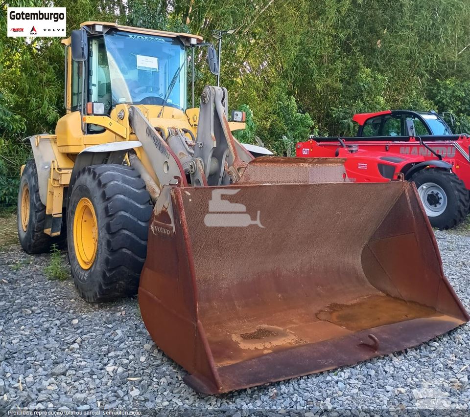 Pá Carregadeira Volvo L90F