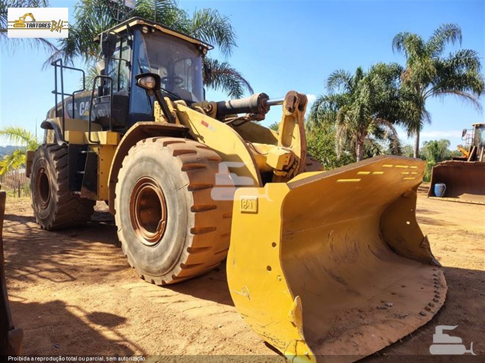 Pá Carregadeira Caterpillar 966L