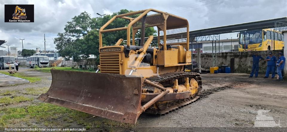Trator de Esteira Komatsu D50