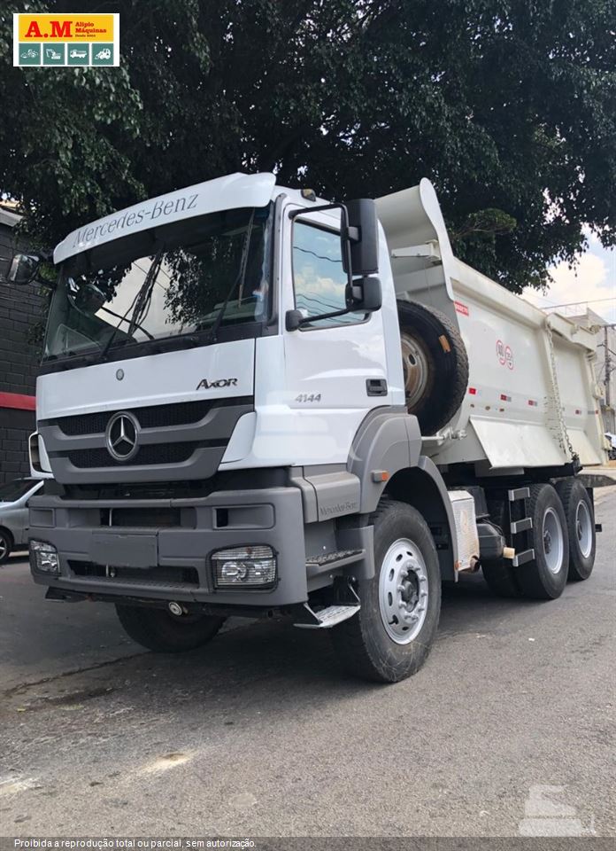 Caminhão Mercedes-Benz Axor 4144 K 6x4 2p (diesel)