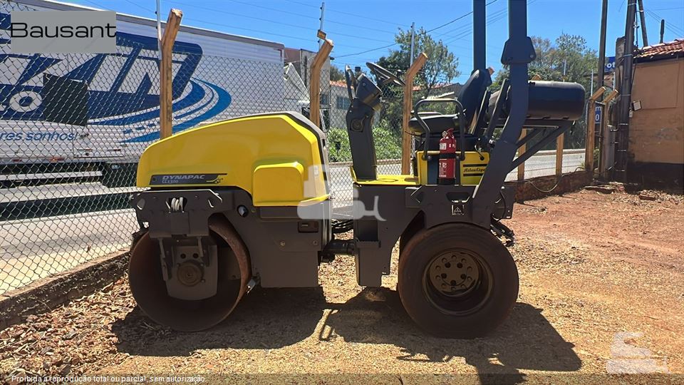 Rolo Compactador Dynapac CC1300