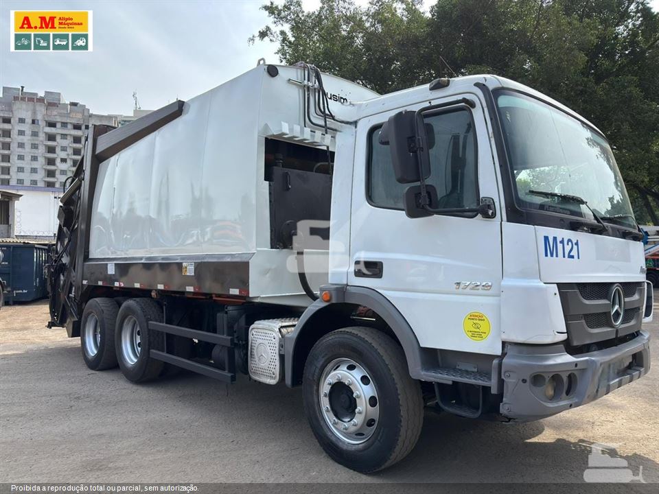 Caminhão Mercedes-Benz Atego 1729 2p (Diesel)(E5)