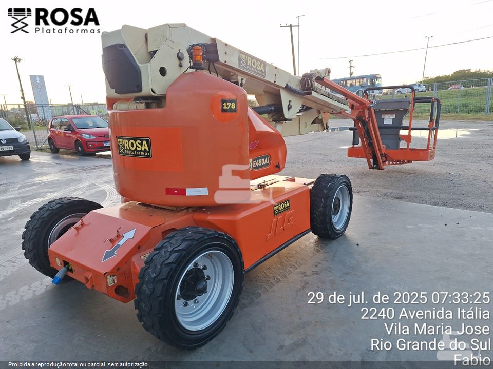 Plataforma Aérea (Elevatória) JLG E450 AJ