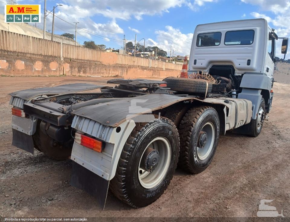 Caminhão Mercedes-Benz Axor 3344 S 6x4 2p (diesel)