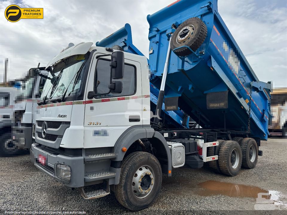 Caminhão Mercedes-Benz Axor 3131 6x4 2p (diesel)(E5)
