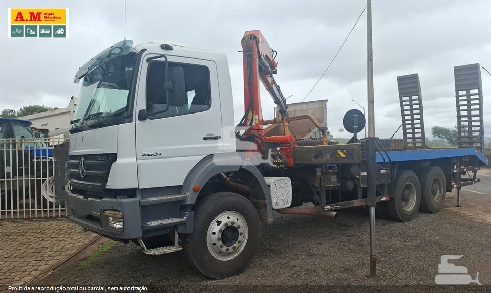 Caminhão Mercedes-Benz Axor 2831 6x4 2p (diesel)