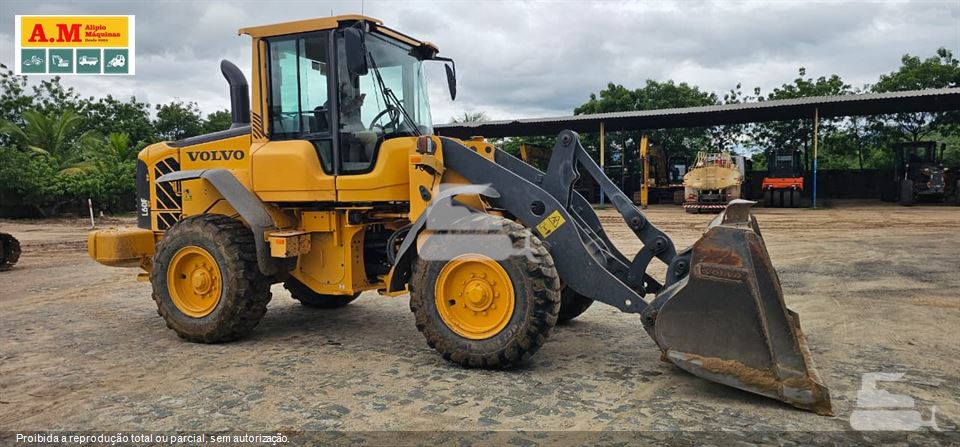 Pá Carregadeira Volvo L60F