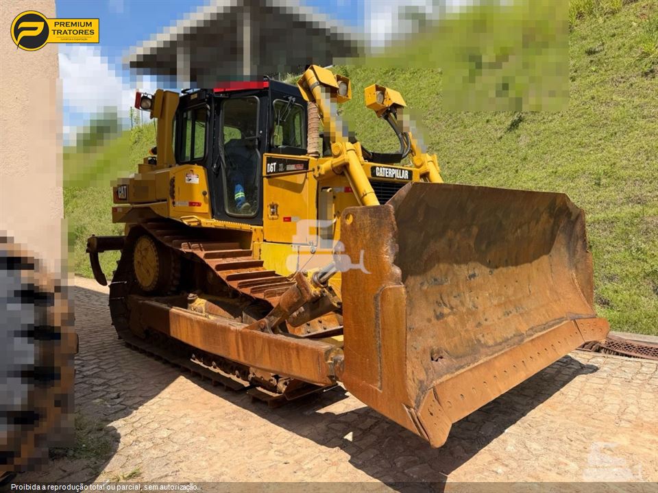 Trator de Esteira Caterpillar D6T XL