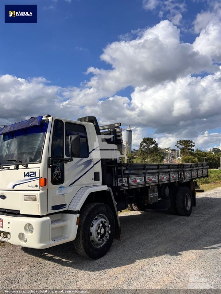 Caminhão Ford CARGO 1421 2p (diesel)