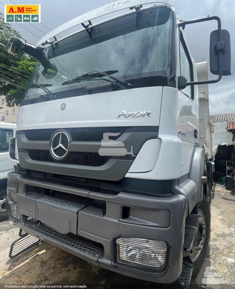 Caminhão Mercedes-Benz Axor 4144 K 8x4 2p (diesel