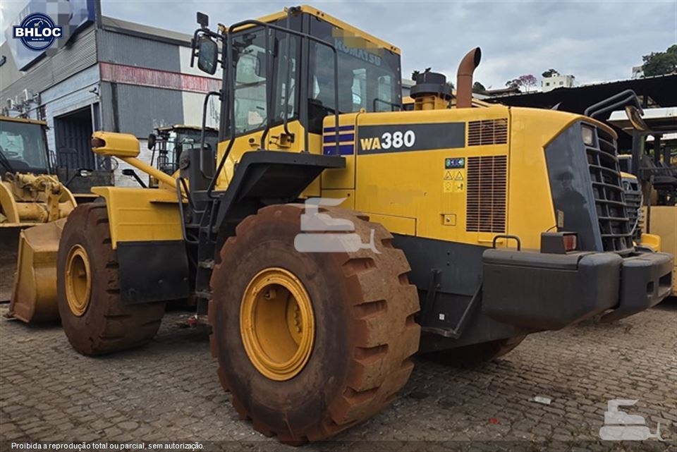 Pá Carregadeira Komatsu WA380