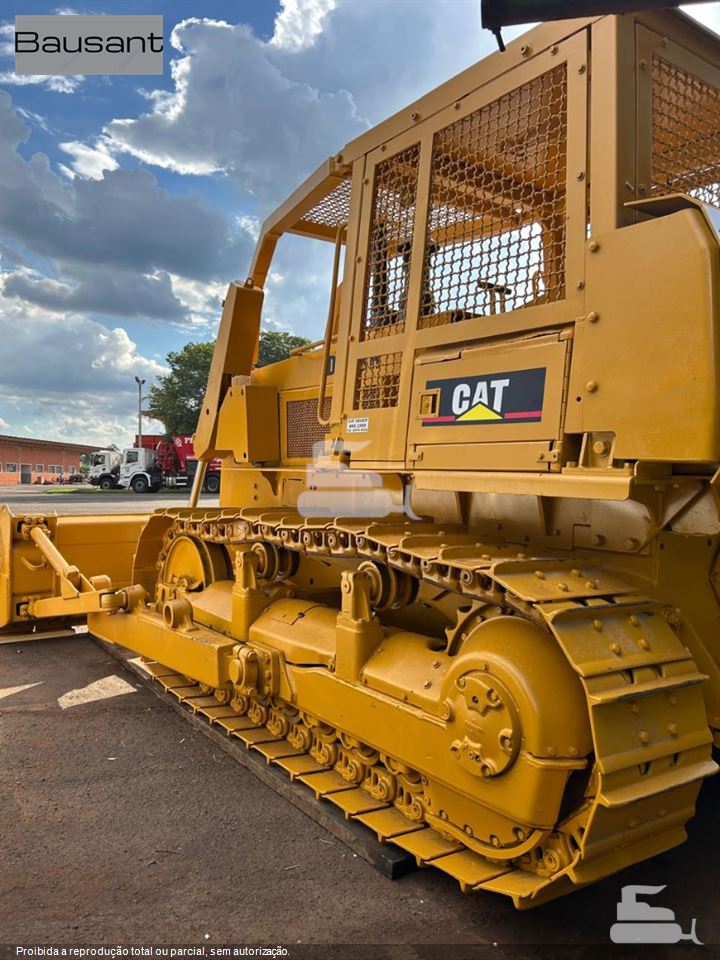 Trator de Esteira Caterpillar D6G