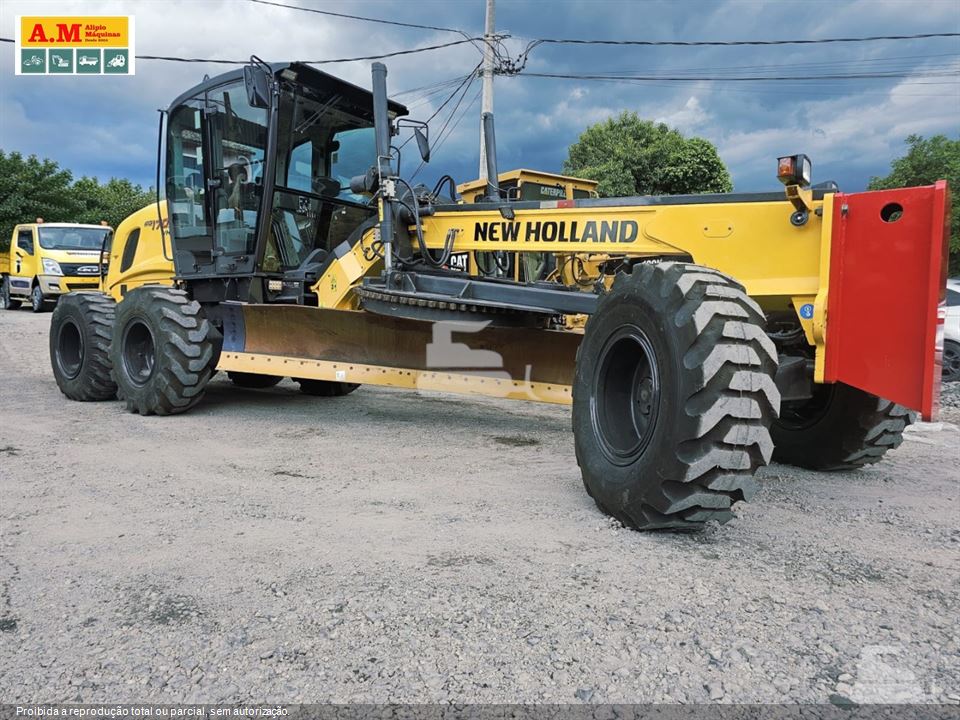 Motoniveladora New Holland RG170B