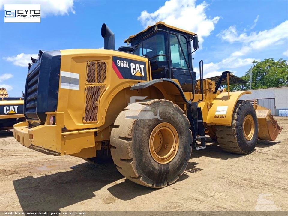 Pá Carregadeira Caterpillar 966L