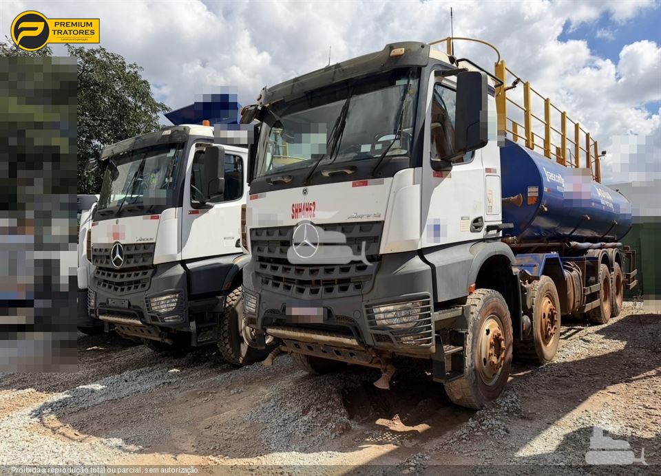 Caminhão Mercedes-Benz Arocs 4851 8x4 (diesel)(E6)