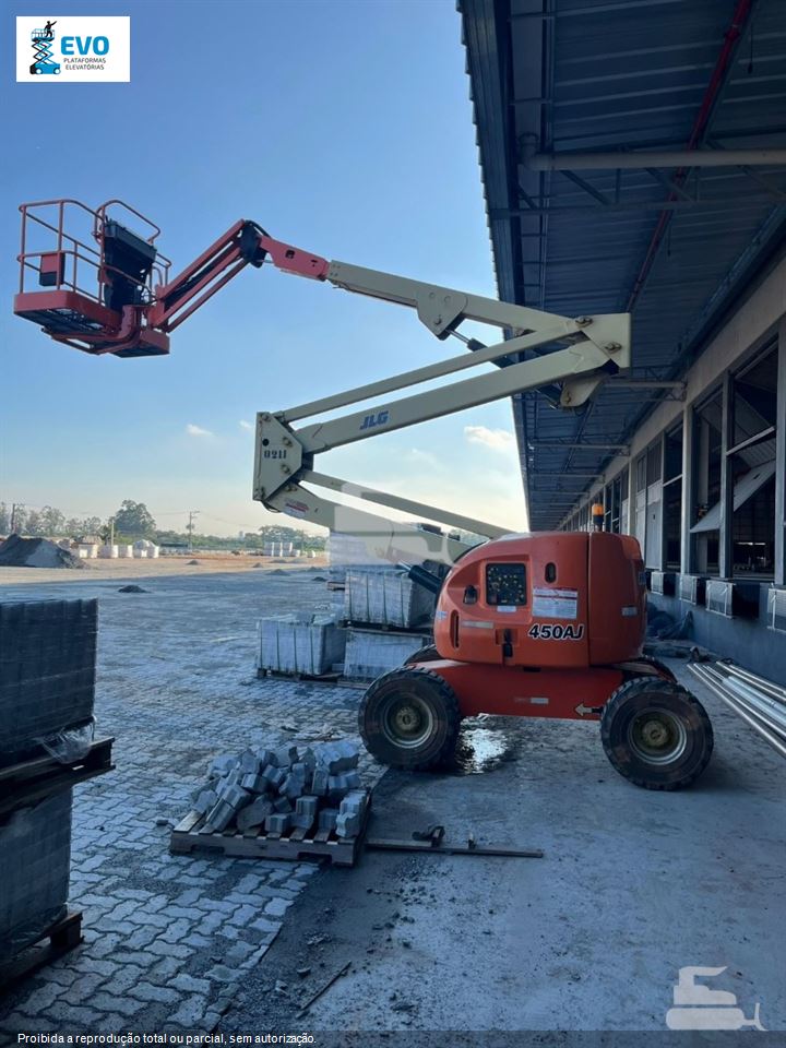 Plataforma Aérea (Elevatória) JLG 450 AJ