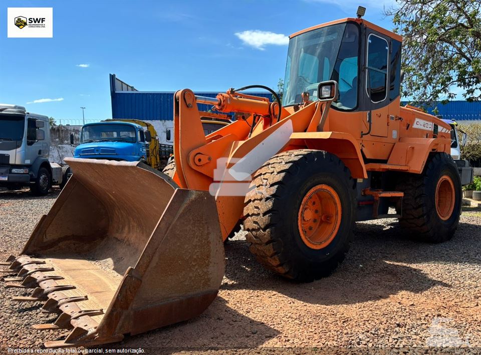 Pá Carregadeira Doosan DL250