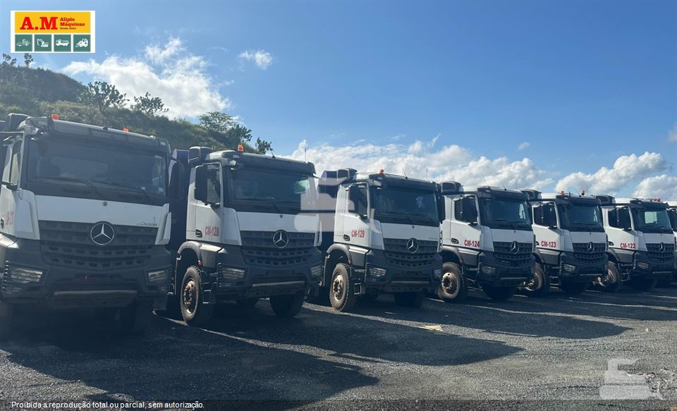 Caminhão Mercedes-Benz Arocs 4851 8x4 (diesel)(E6)