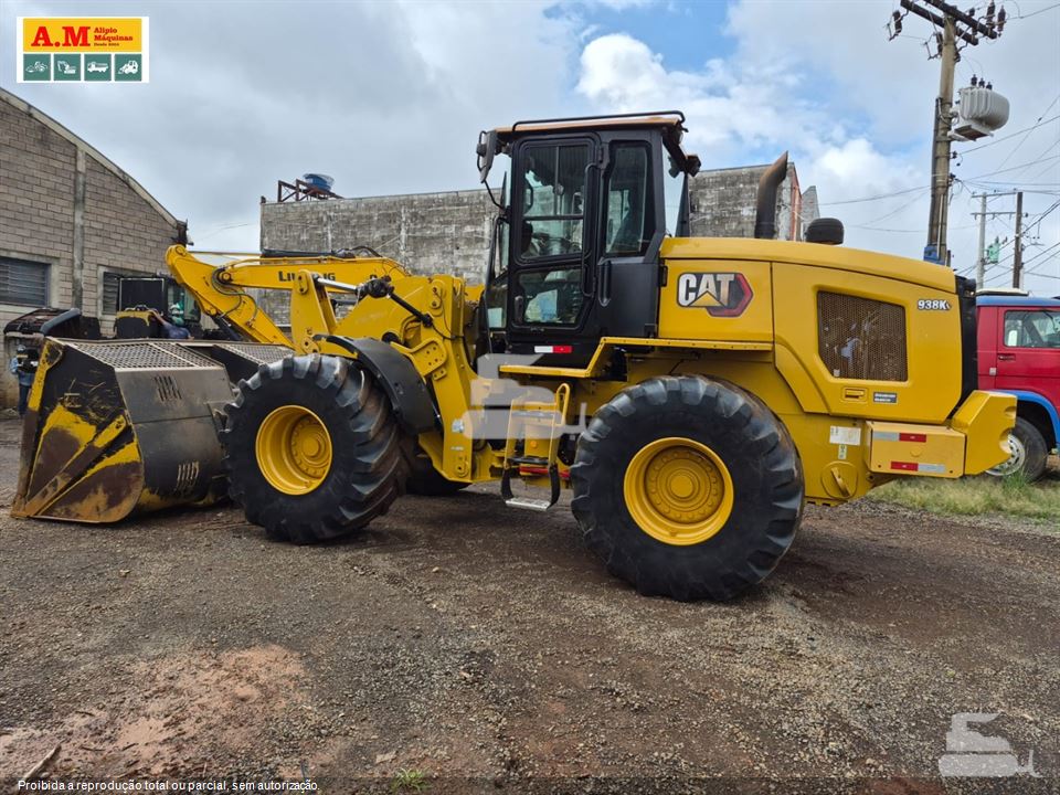 Pá Carregadeira Caterpillar 938K