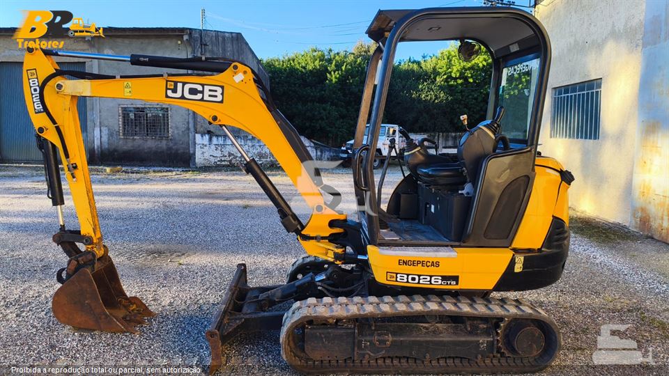 Mini-Escavadeira JCB 8026CTS