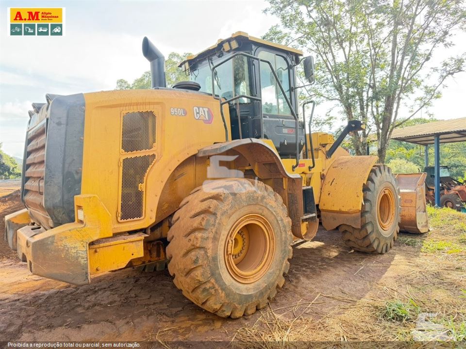 Pá Carregadeira Caterpillar 950L