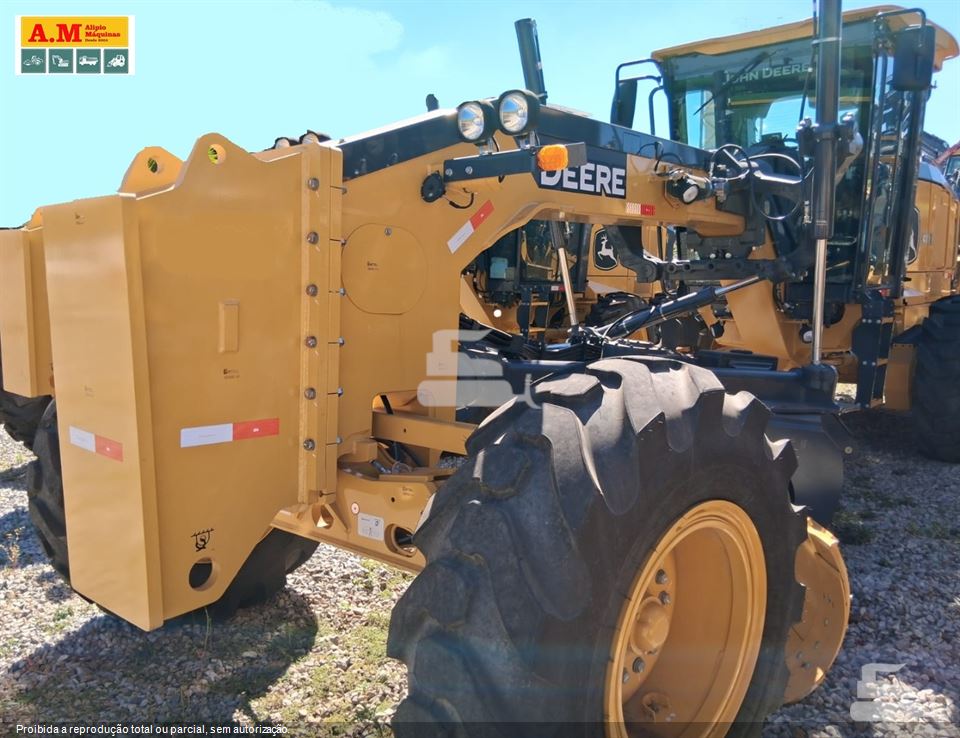Motoniveladora John Deere 620G