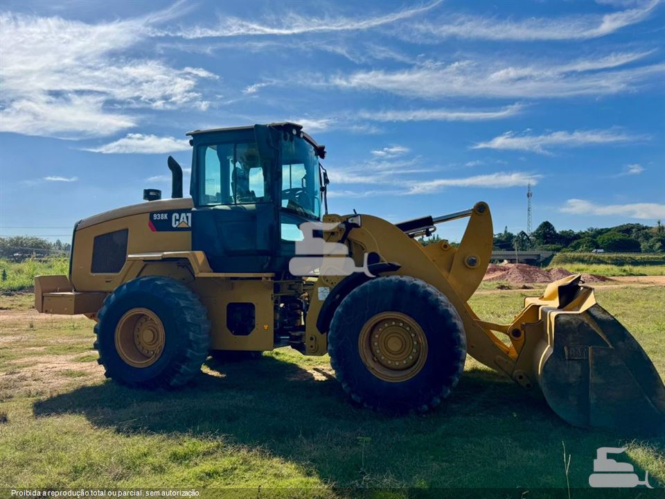 Pá Carregadeira Caterpillar 938K