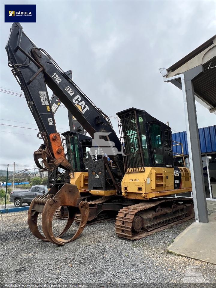 Escavadeira Caterpillar 320D2