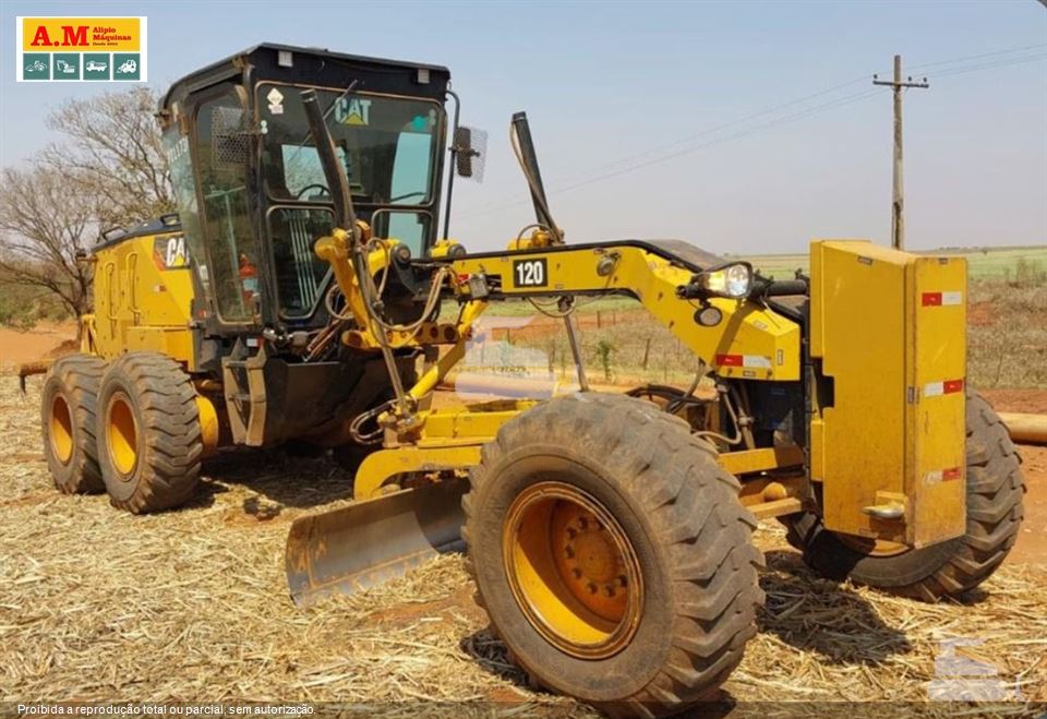 Motoniveladora Caterpillar 120