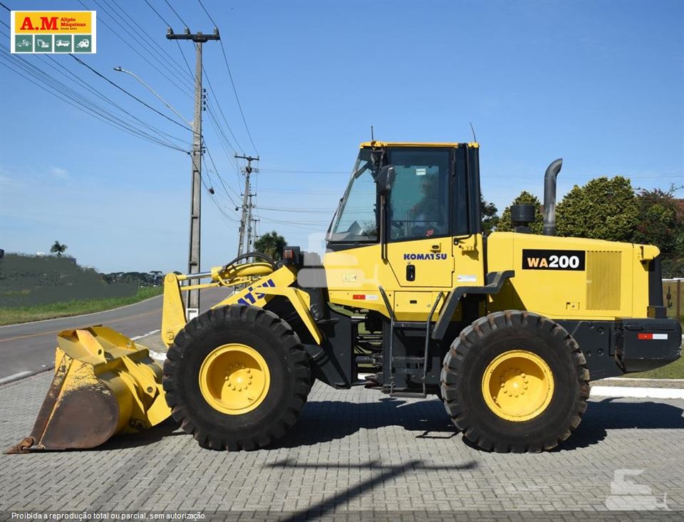 Pá Carregadeira Komatsu WA200