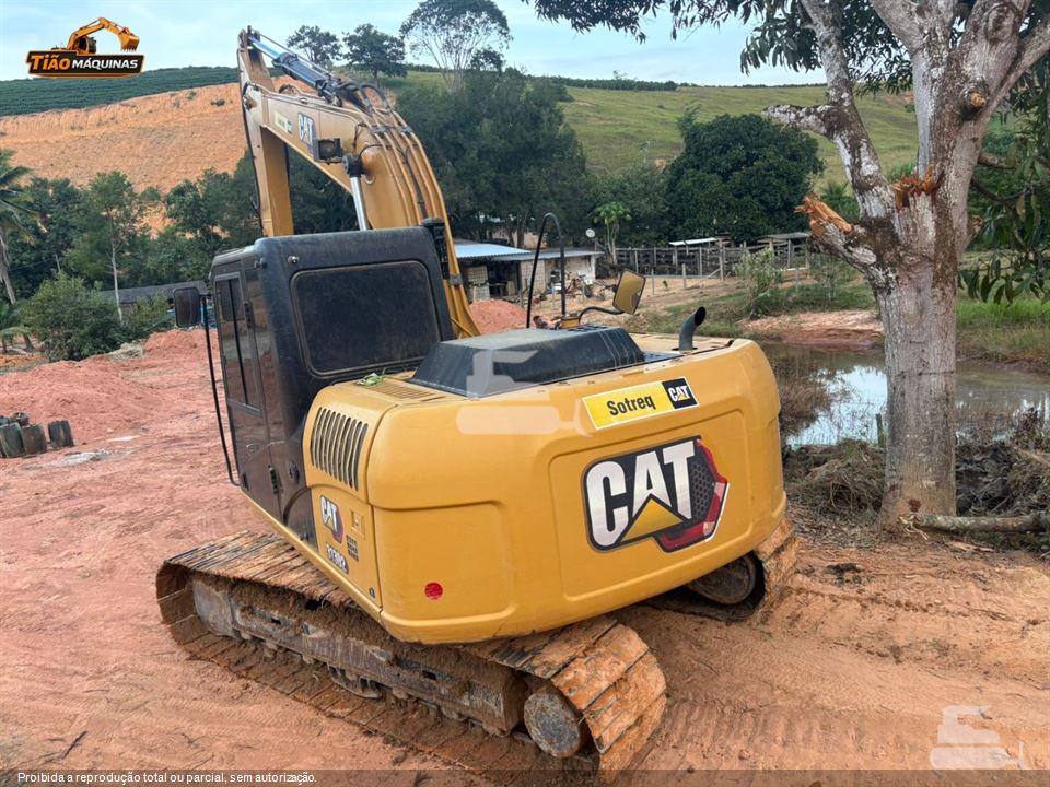 Escavadeira Caterpillar 313D2 L